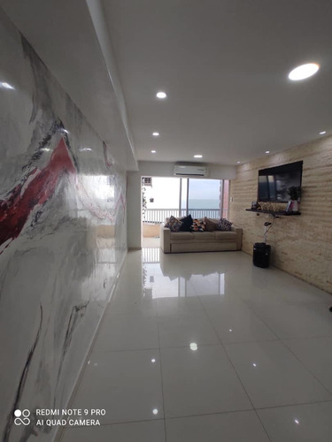 Imagen 2 de 14 de Se Ofrece Apartamento De Totalmente Remodelado