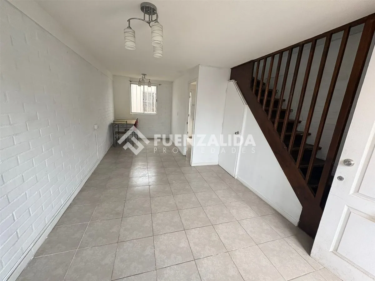 Imagen 3 de 19 de Casa En Arriendo De 3 Dormitorios En San Bernardo, App