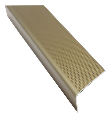 Acabamento Para Degrau De Escada Com Friso 34mm X 14mm X 2m