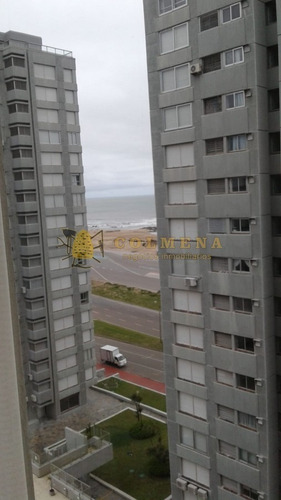 Apartamento En Playa Mansa - Consulte !!!!!- Ref: 3738