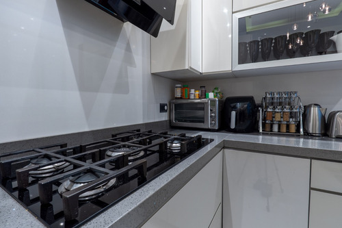 ¡exclusivo Departamento En 2 Pisos Con 3 Habitaciones En Lomas De Tecamachalco Con Acabados De Lujo Y 3 Estacionamientos!