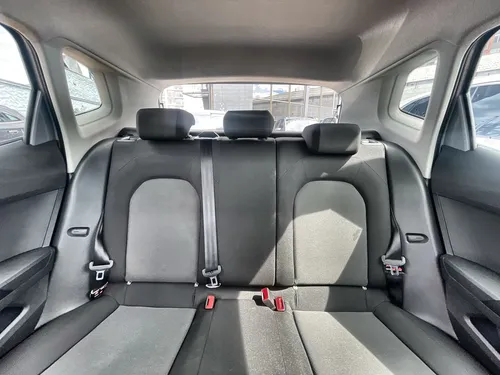 Seat Arona 1.6 Reference