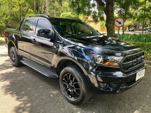 Ford Ranger 2.2 Black Cab. Dupla 4x2 Aut. 4p