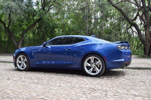 Imagen 6 de 13 de Chevrolet Camaro 6.2 Ss At 2021