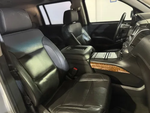 Chevrolet Suburban 5.3 V8 Premier Piel 2 Fila Asientos 4x4 At