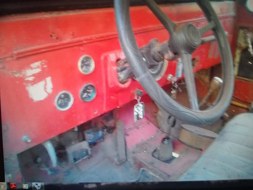 Imagen 4 de 8 de Jeep Ika