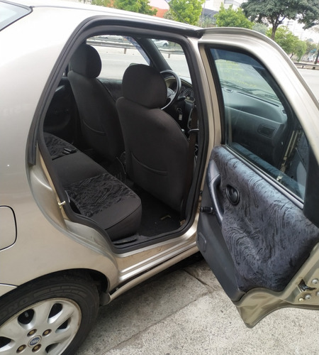 Imagem 9 de 12 de Sucata Fiat Siena Elx 1.3 16v Gasolina Ano 2003