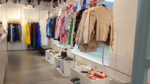Fondo De Comercio En Venta Tienda De Ropa En Cc Los Próceres Libertador Caracas