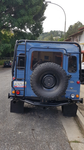 Imagen 5 de 9 de Land Rover Defender 110