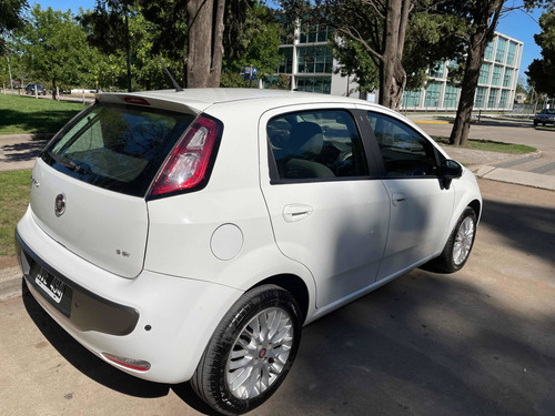 Fiat Punto 1.6 Essence 2014