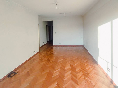 Imagen 6 de 30 de Muy Buen Departamento De 4 Ambientes En Venta En Olivos !!
