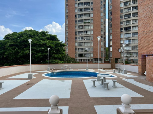Apartamento En Venta Miravila  24-2944