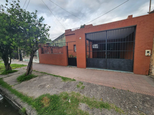 Casa En Venta En San Miguel De Tucumán