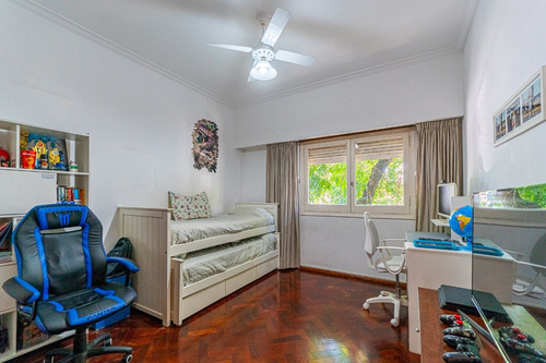 Venta ! Depto De 2 Dormitorios En Barrio Echesortu