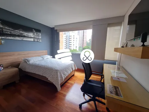 Apartamento Muy Amplio Y Con La Mejor Ubicación En La Milla De Oro De El Poblado