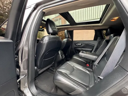 Jeep Cherokee LONGITUDE PLUS 3.2