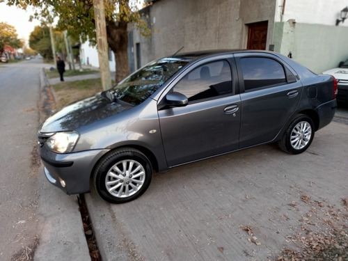 Imagen 15 de 15 de Toyota Etios 2014 1.5 Sedan Xls