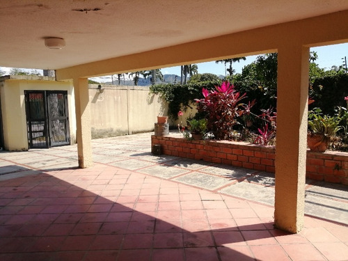 Imagen 19 de 30 de Gabriel Rivas Casa En Venta En Urb. Guaparo Valencia Cod: Foc-855