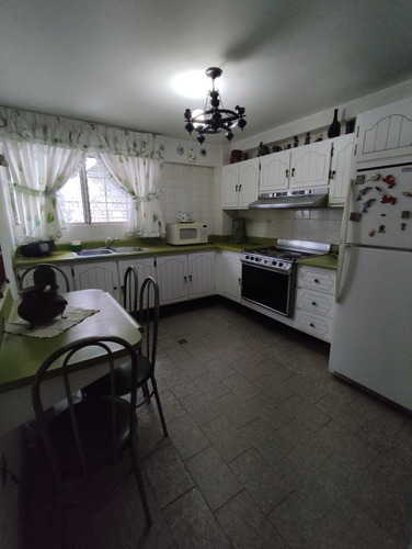 Imagen 5 de 14 de Hermosa Casa De 205mtrs 6habitaciones 4baños 2puestos