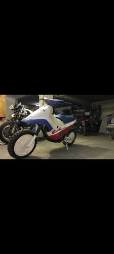 Imagen 5 de 15 de Honda 7motos 50000dl Cbx 1047