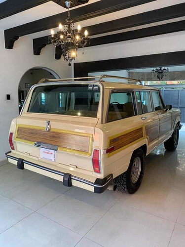 Jeep Wagoneer Doble Tracción