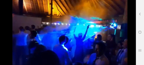 Imagen 3 de 10 de Servicio De Discoteca Alquiler De Equipos Parlante Luces Etc