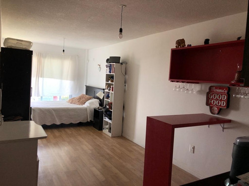 Imagen 8 de 10 de Venta De Monoambiente Sobre Av. Italia