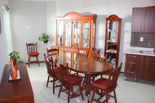 Imagen 10 de 14 de El Mirador Casa De Segunda Mano En Venta De 4 Recamaras! Qh