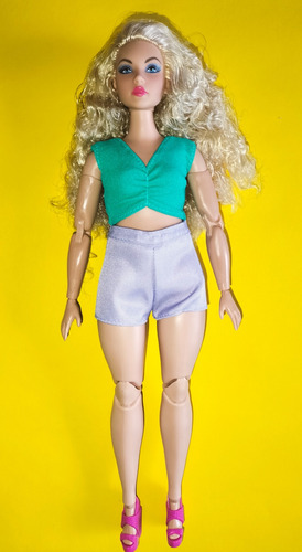 Barbie Looks Curvy #16, Andra, Barbie Made To Move, The Look (Usado)