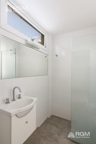 Imagen 9 de 16 de Alegre Monoambiente Apto Profesional En Excelente Zona - Recoleta