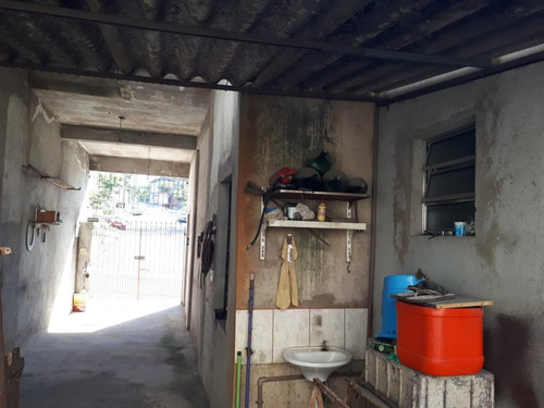 Imagem 2 de 8 de Terreno Com Salão Em Perus - 9849