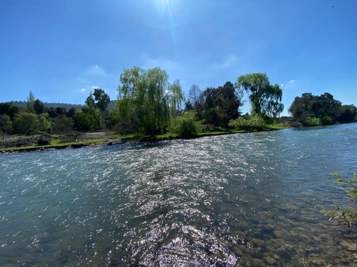 Terreno Plano Con Cerco Y Acceso Proximo Al Rio Claro