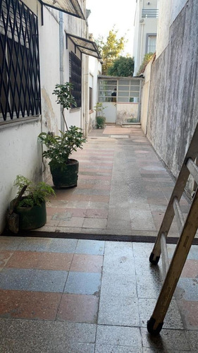 Imagen 3 de 10 de C/av Casa 1 Pl A Reciclar Sobre Lote De 8,66 X 35 Mts