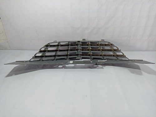 Parrilla Chrysler Cirrus 2.4 07-10 Original (Usado)