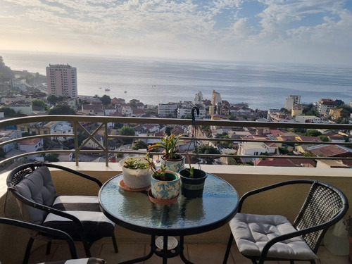 Excelente Ubicación En Recreo Centro, Vista Al Mar, Sol.