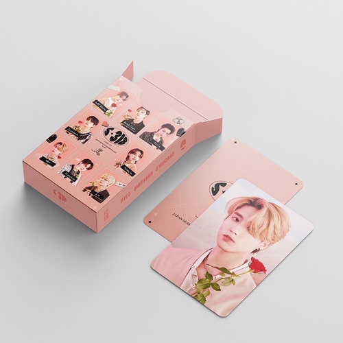 54 Photocards Straykids - Season Greeting 2023 Japón