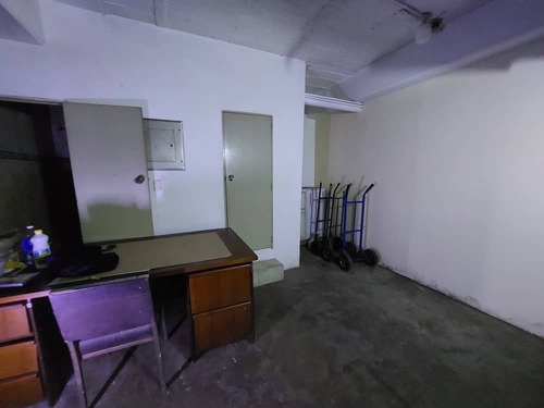 Pgm Vende Local Comercial En Sótano - Centro La Cuadra Av. Sur 2 / Detrás De Quinta Crespo