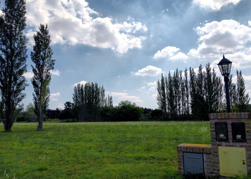 Terreno En Venta - 2200mts2 - Los Girasoles De Luján