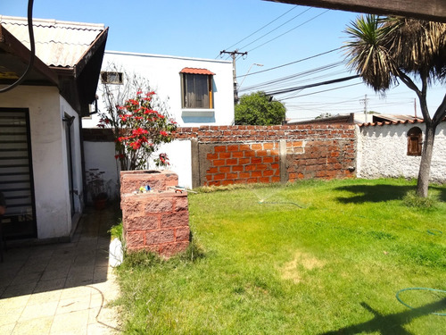 Casa De 3d 2b De 122 Mt2 Emplazada En 303 Mts De Terreno