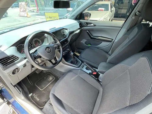 Volkswagen T-Cross Trendline 1.6cc AT AA 4X2