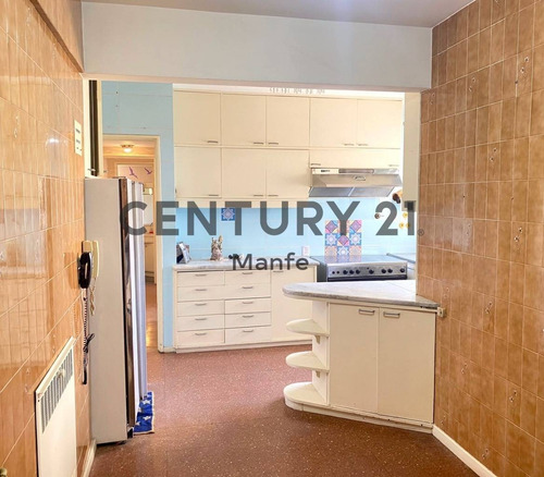 Imagen 8 de 23 de Venta Piso Departamento San Cristóbal Cinco Ambientes Más Dependencia Y Cochera