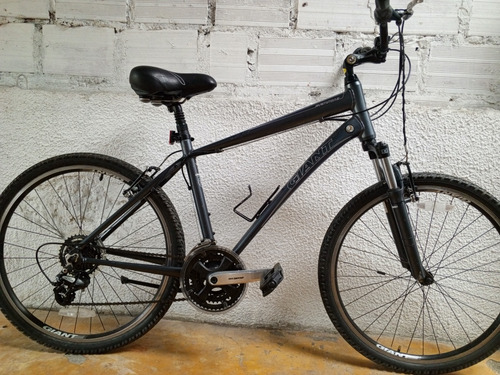 Bicicleta Todoterreno En Aluminio, R26, Cambios Grip Shift 