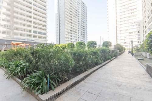 Edificio Av. Américo Vespucio (1 Est. 1 Bod.) Piso 1