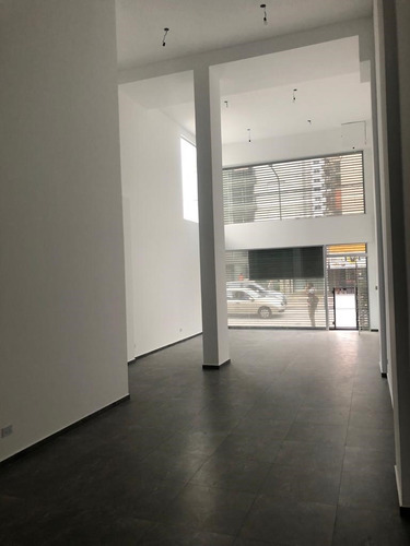 Imagen 2 de 11 de Local En Venta Ubicado En Banfield, Lomas De Zamora, G.b.a. Zona Sur
