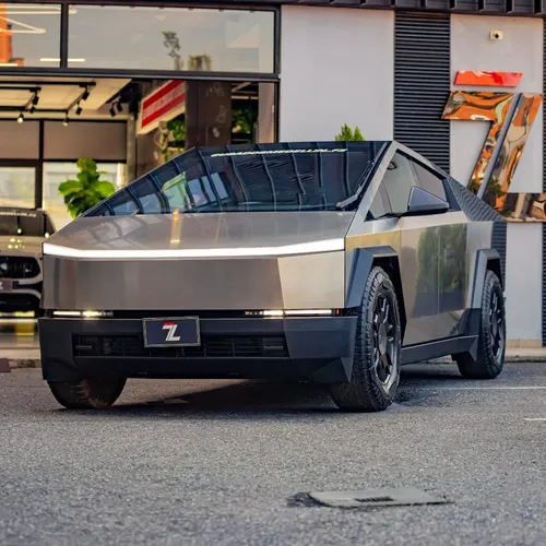 Tesla Cybertruck Foundation Series 2025