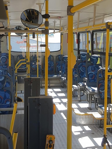 Imagem 2 de 6 de Caio Apache Vip 2015/2015 Vw 17230 Eod C/ Elevador.