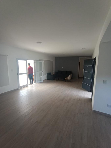 Quinta En Venta - 3 Dormitorios 2 Baños - Villa Astolfi, Pilar