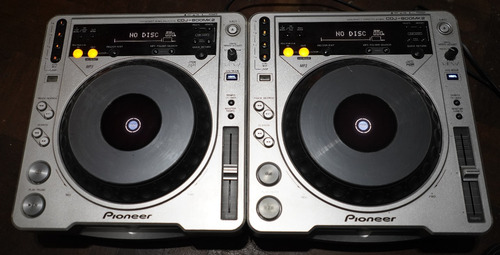 Controlador Dj Pioneer Ddj-800mk2: Potencia Y Versatilidad Gris (Usado)