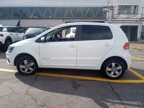 Imagem 9 de 12 de Volkswagen Fox 2018 1.6 Comfortline Total Flex 5p