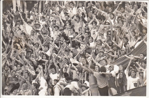 Fotografia Prensa Hinchada Peñarol En Centenario Clasico 96